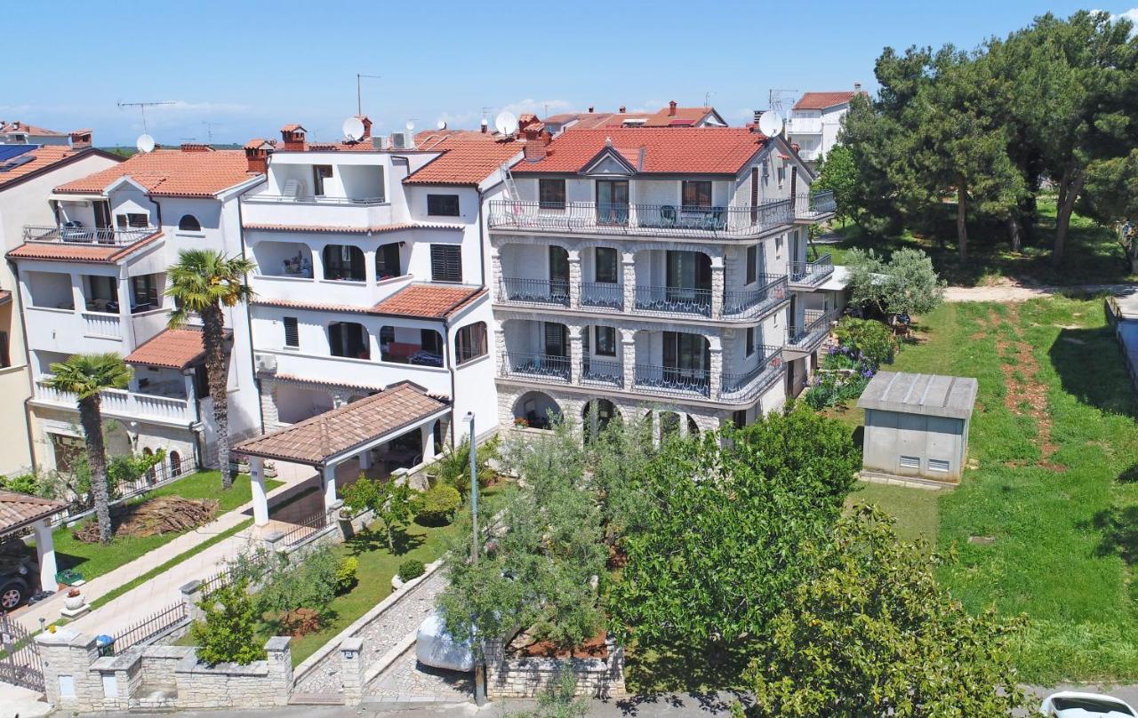 Apartment Mip Пореч Екстер'єр фото