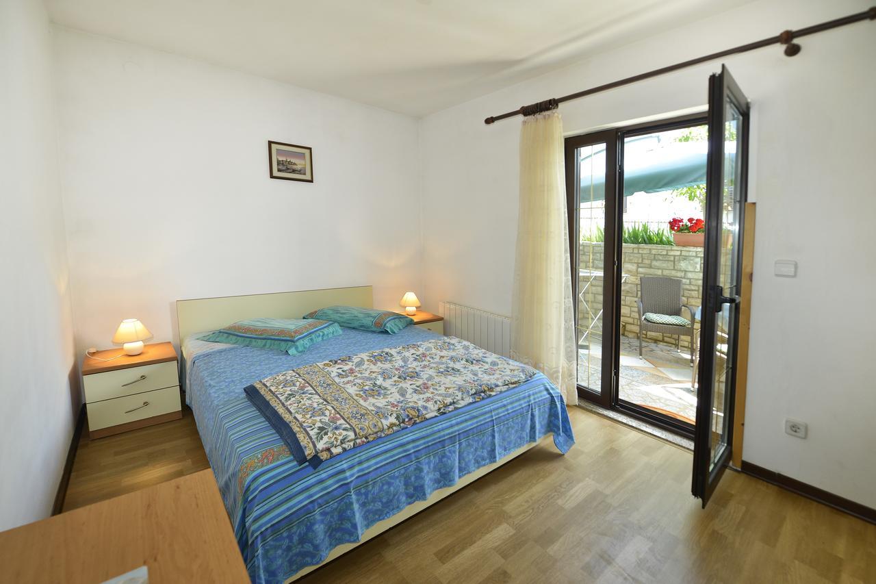 Apartment Mip Пореч Екстер'єр фото